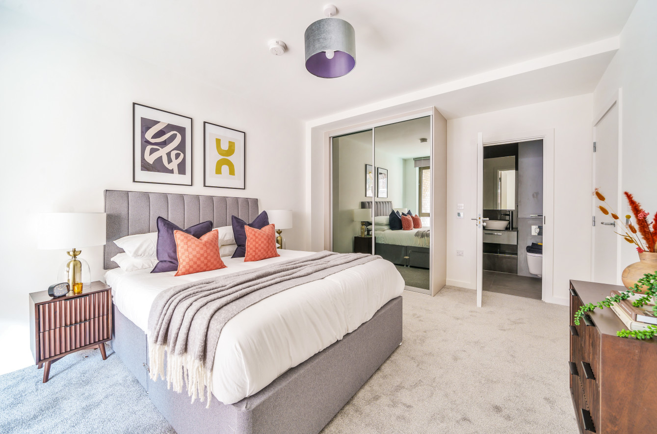 Apartments to Rent by Simple Life London in Anchor's Point, Royal Albert Dock, Newham, E16, bedroom