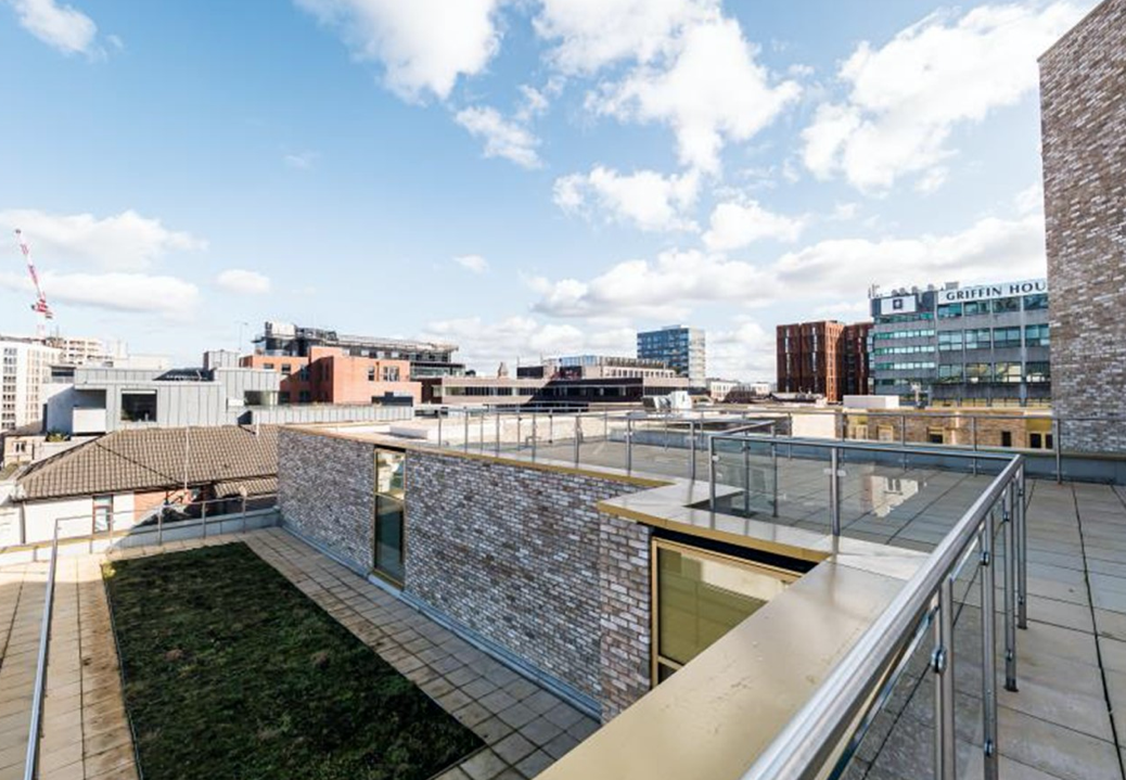 Apartments to Rent by Northern Group at The Quarters, Manchester, M1, roof terrace