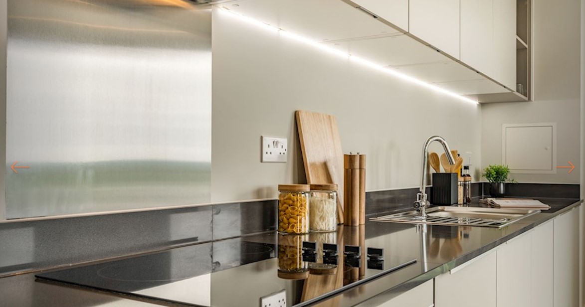 Apartment-APO-Group-Kew-Bridge-Hounslow-Greater-London-interior-kitchen