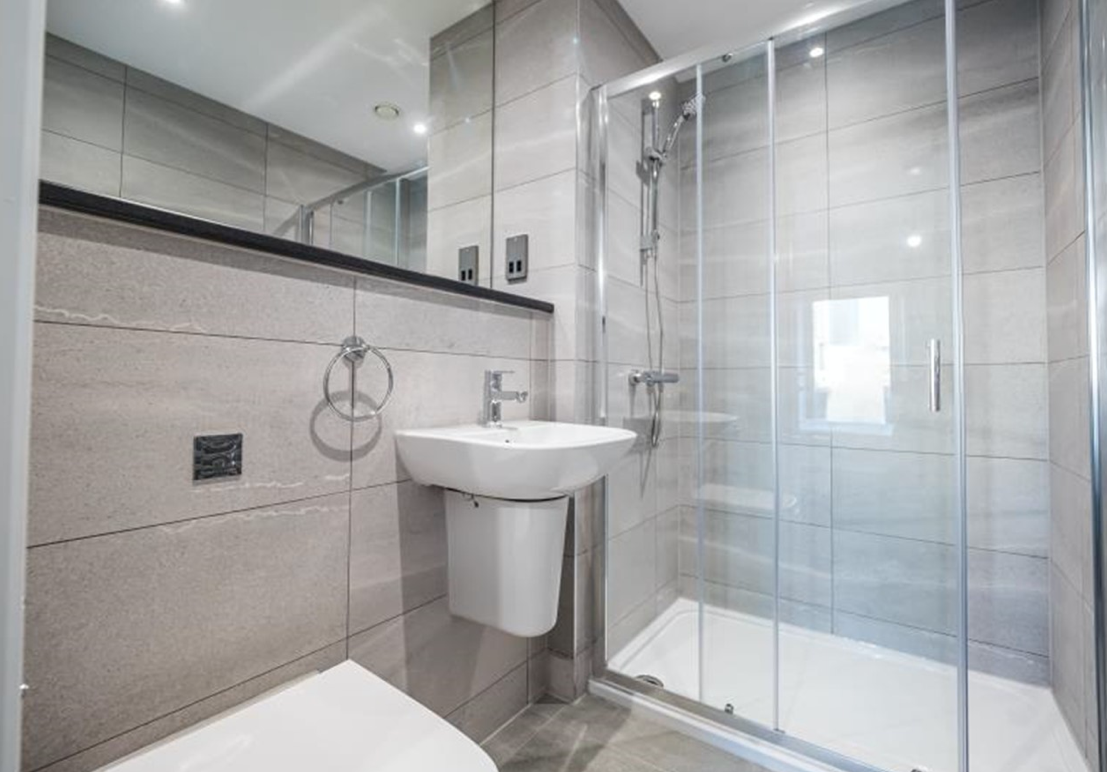 Apartments to Rent by Northern Group at The Quarters, Manchester, M1, ensuite