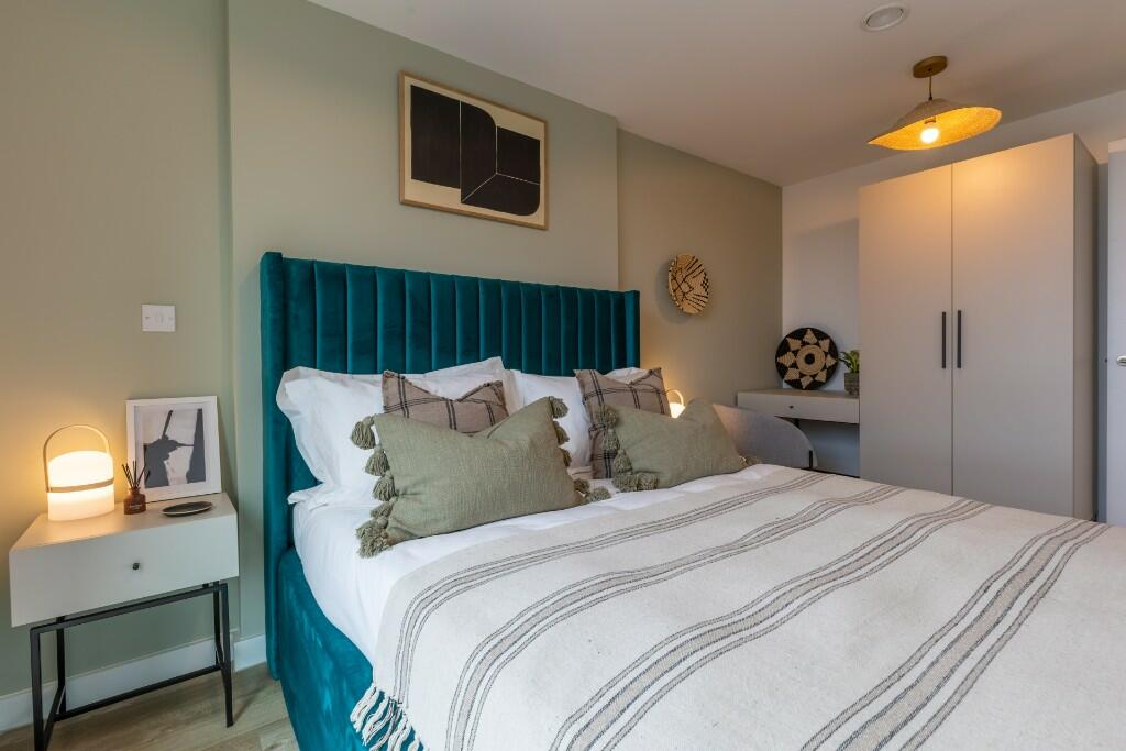 Apartments to Rent by ila at Hairpin House, Birmingham, B12, bedroom