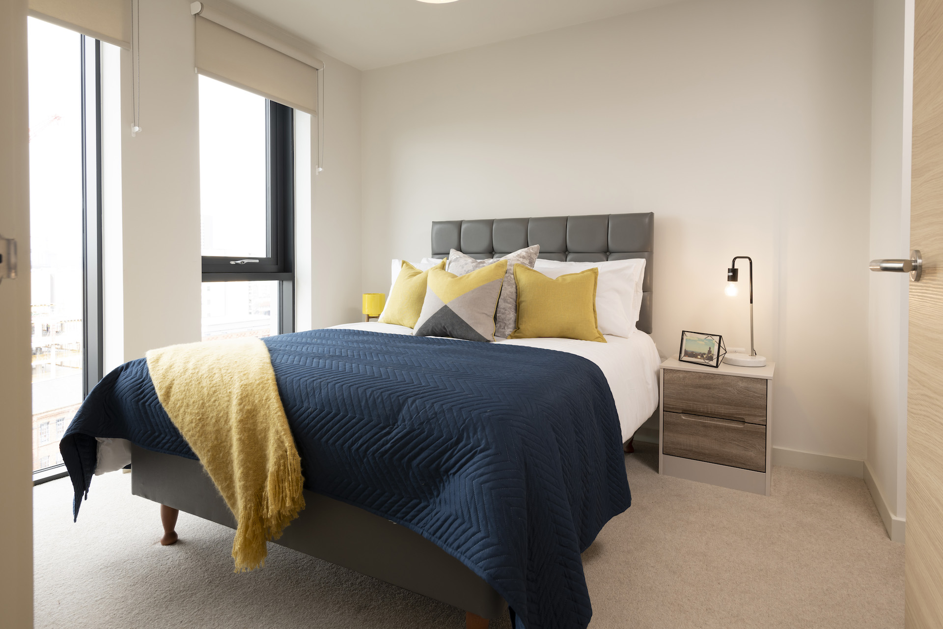 Apartments to Rent by Allsop at The Trilogy, Manchester, M15, bedroom