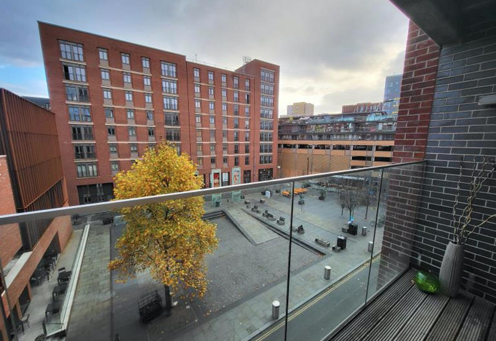 Apartments to Rent by Northern Group at Ice Plant, Manchester, M4, private balcony