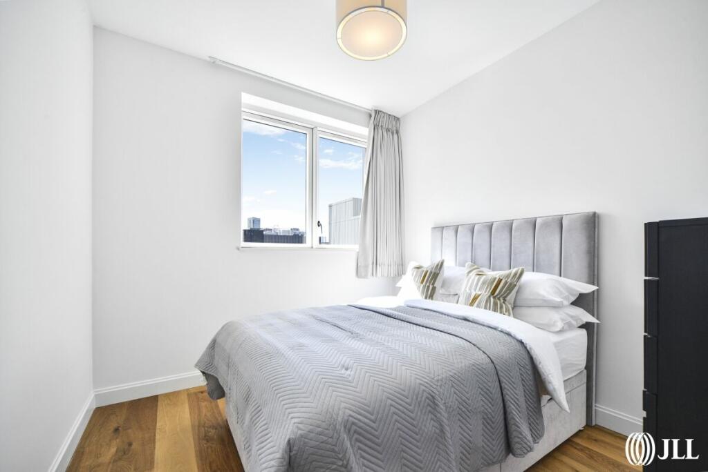 Houses and Apartments to Rent by JLL at Sugar House Island, Newham, E15, bedroom