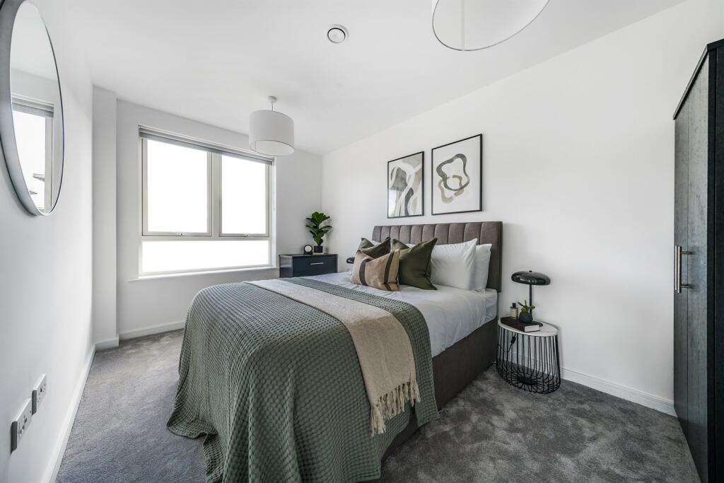 Apartments to Rent by Simple Life London in Beam Park, Havering, RM13, The Flex bedroom