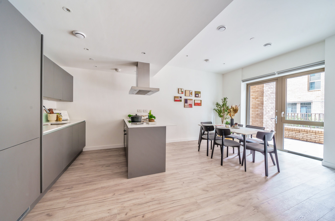 Apartments to Rent by Simple Life London in Anchor's Point, Royal Albert Dock, Newham, E16, kitchen dining area