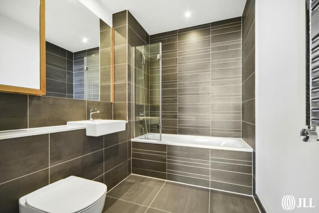 Houses and Apartments to Rent by JLL at Sugar House Island, Newham, E15, bathroom