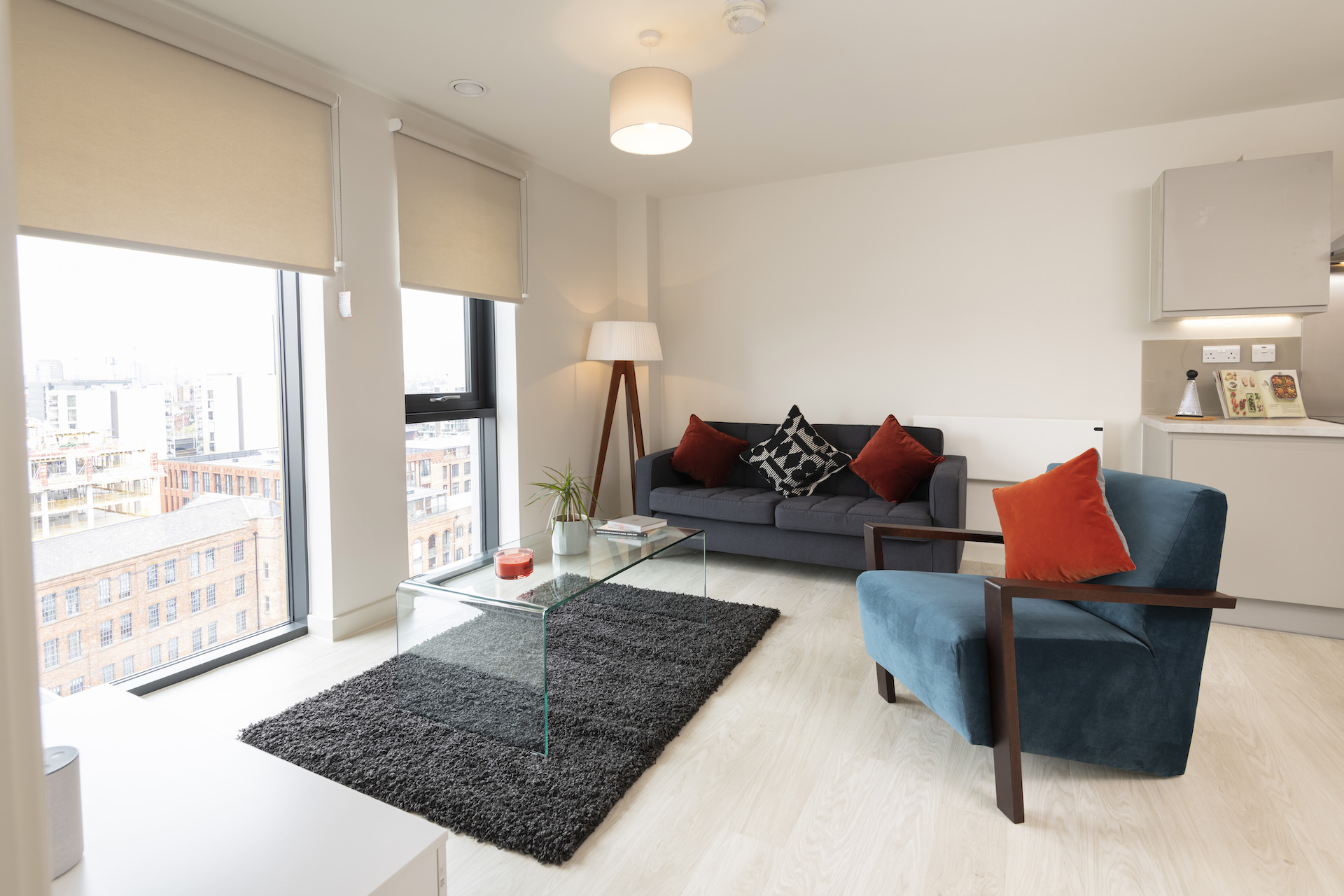Apartments to Rent by Allsop at The Trilogy, Manchester, M15, living area