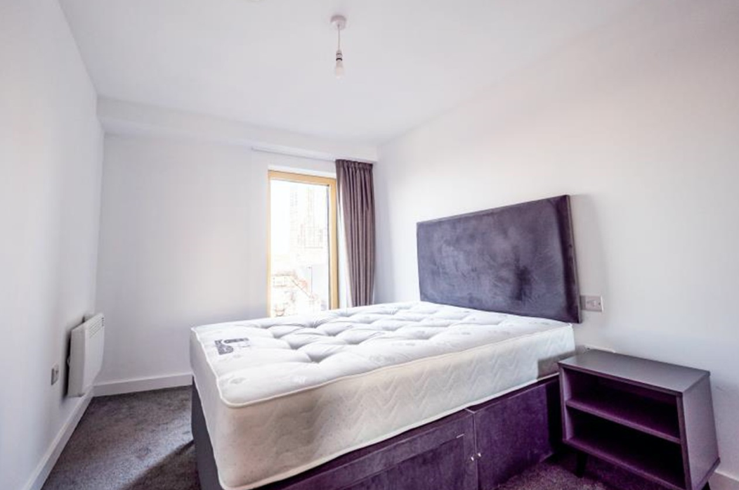 Apartments to Rent by Northern Group at The Quarters, Manchester, M1, bedroom