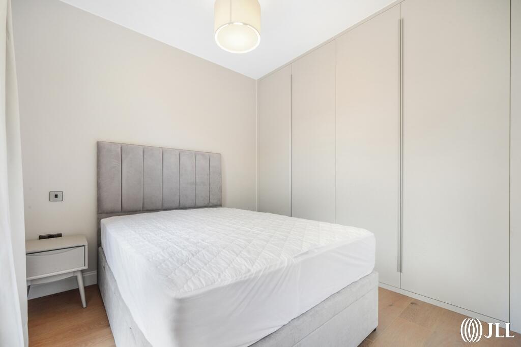 Houses and Apartments to Rent by JLL at Sugar House Island, Newham, E15, bedroom