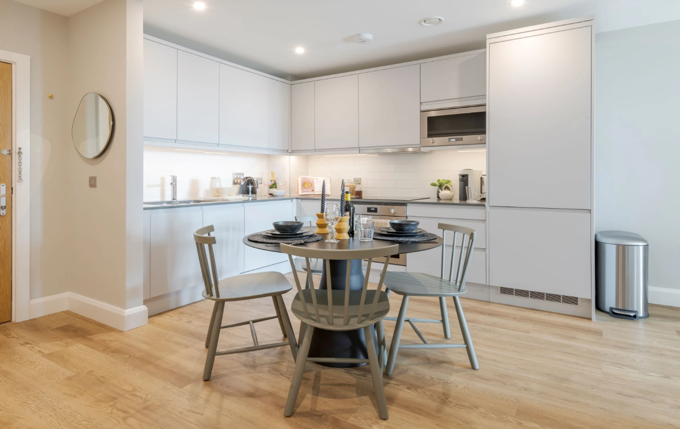 Apartment-Allsop-The-Lark-Nine-Elms-Wandsworth-London-interior-kitchen-dining-area