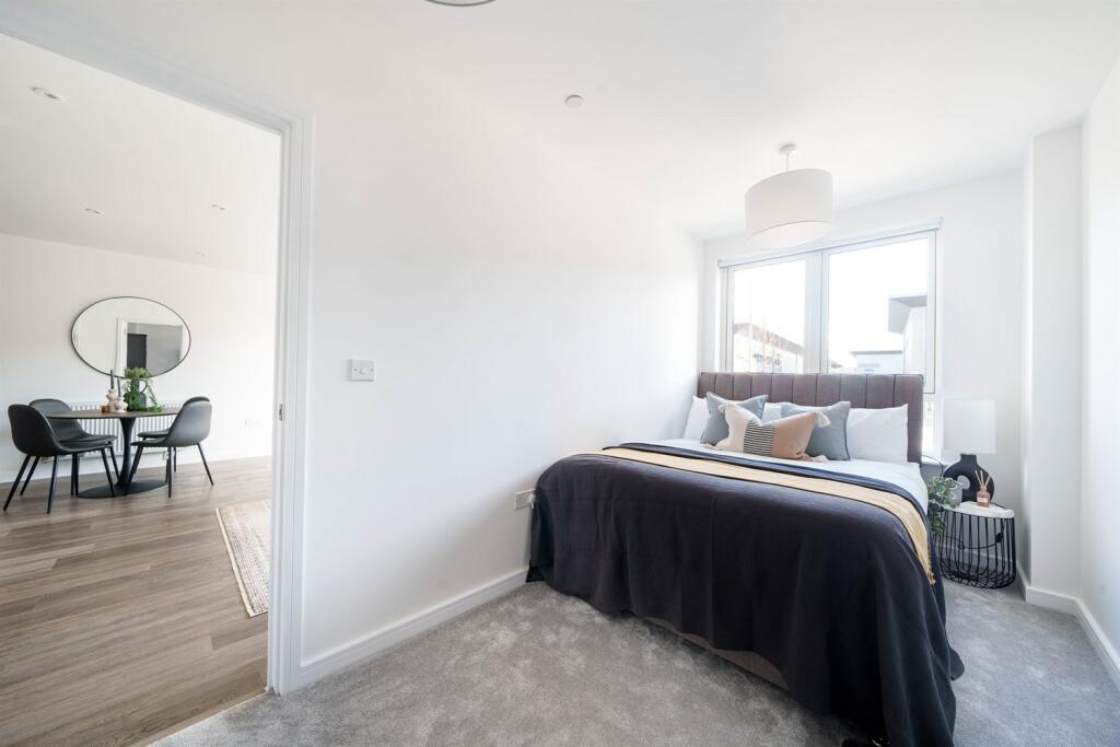 Apartments to Rent by Simple Life London in Fresh Wharf, Barking, IG11, The Sandpiper bedroom