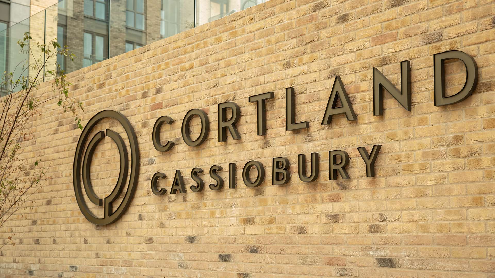 Apartments to Rent by Cortland in Cortland Cassiobury, Watford, WD18, development logo