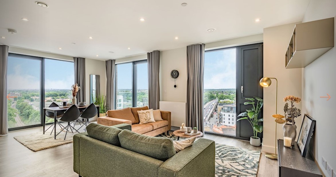 Apartment-APO-Group-Kew-Bridge-Hounslow-Greater-London-Interior-Living-Dining-Area