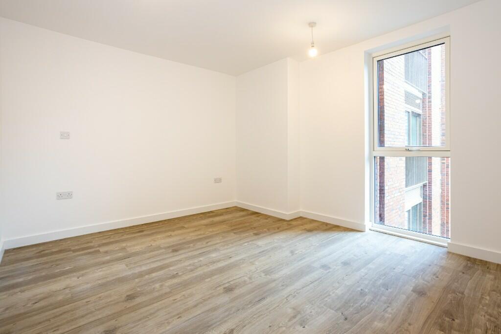 Apartments to Rent by ila at Hairpin House, Birmingham, B12, living area