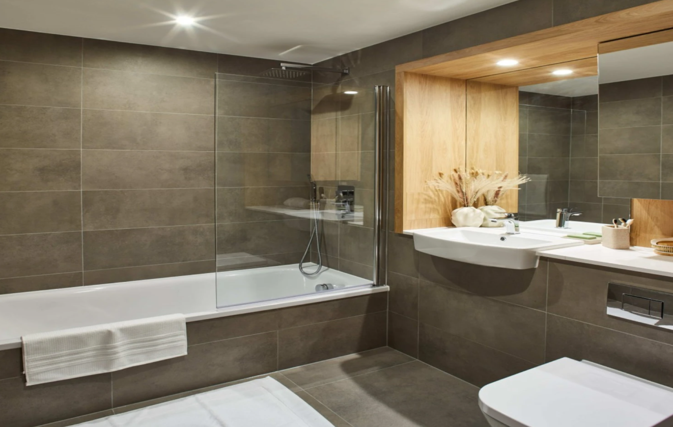 Apartment-Allsop-The-Lark-Nine-Elms-Wandsworth-London-interior-bathroom