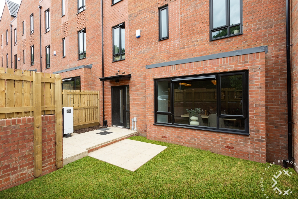 Apartments and Houses to Rent by Casa at Moda at Casa, Abbey Court, Leeds, LS5, private rear garden