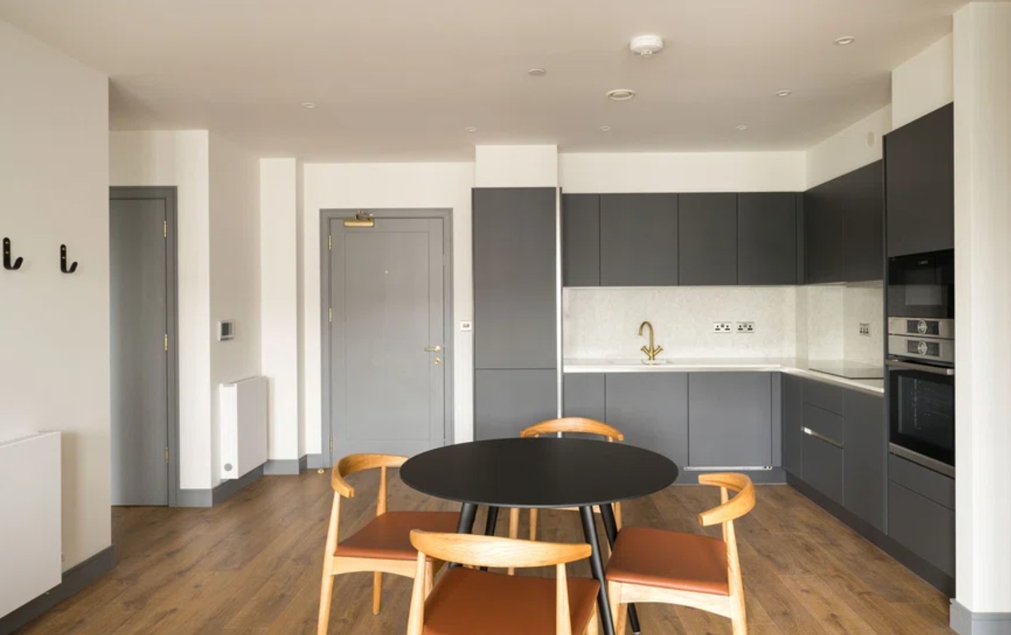 Apartment Way Of Life The Gessner London Tottenham Hale Kitchen Dining Area 1