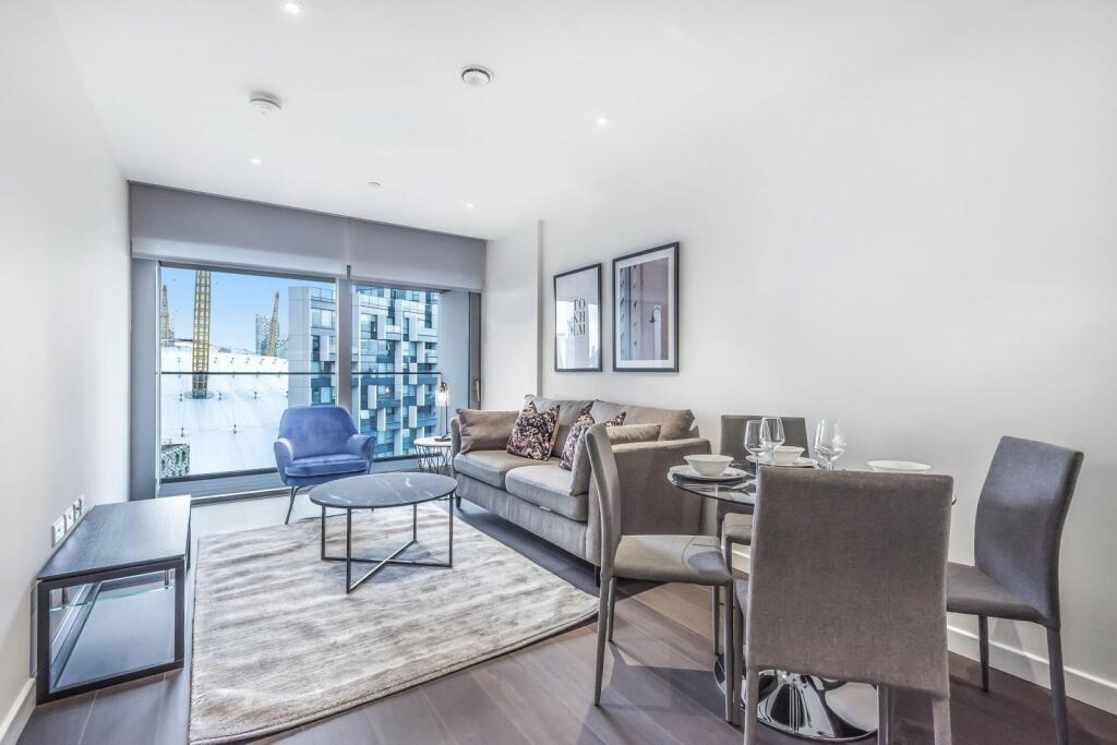 Apartments to Rent by Greenwich Peninsula at Upper Riverside, Greenwich, SE10, living dining area