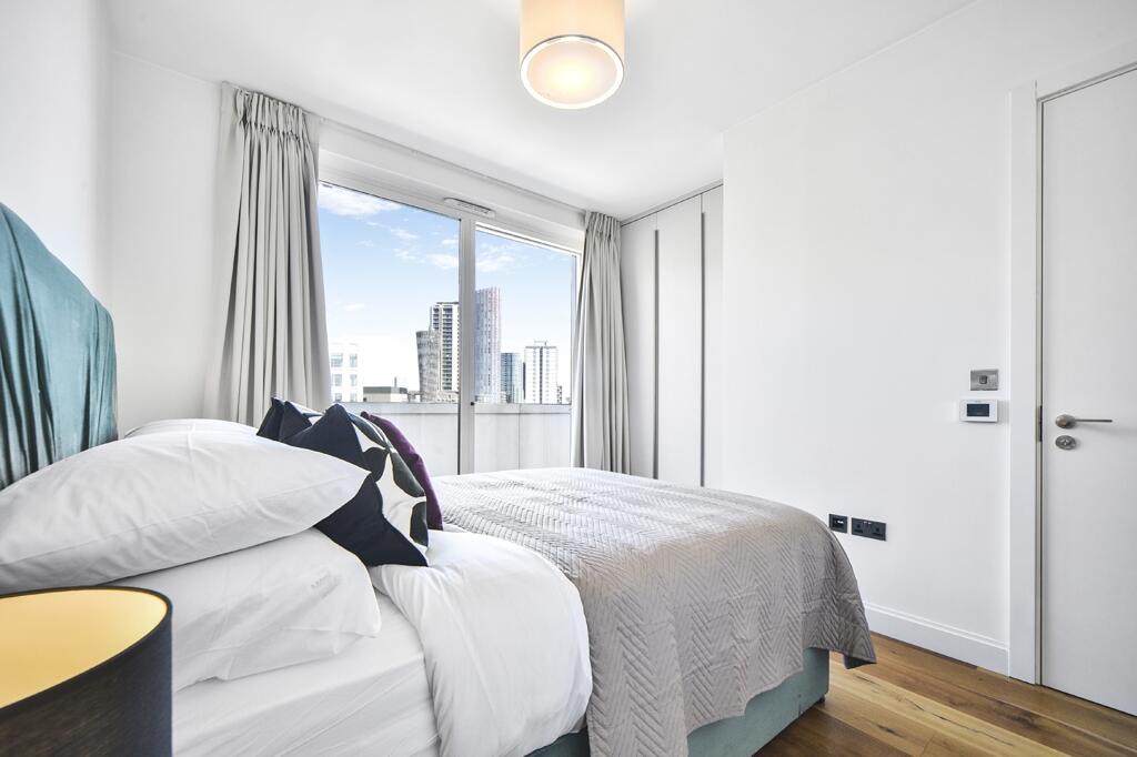 Houses and Apartments to Rent by JLL at Sugar House Island, Newham, E15, bedroom