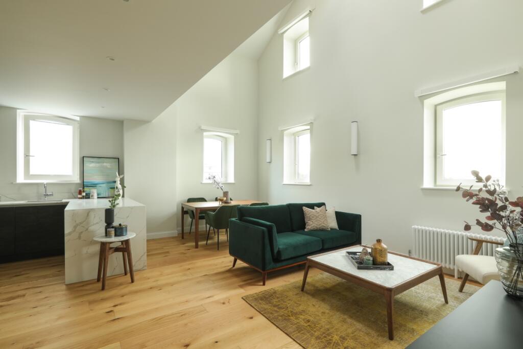 Houses and Apartments to Rent by JLL at Sugar House Island, Newham, E15, dining area