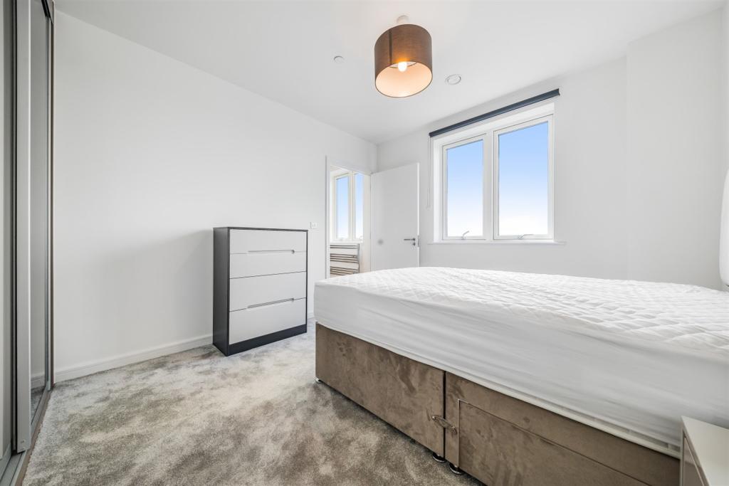 Apartments to Rent by Simple Life London in Fresh Wharf, Barking, IG11, The Egret bedroom