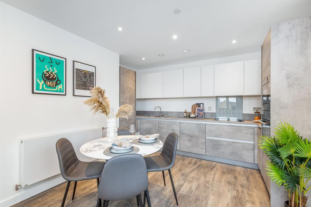 Apartments to Rent by Simple Life London in Fresh Wharf, Barking, IG11, The Mallard kitchen dining area