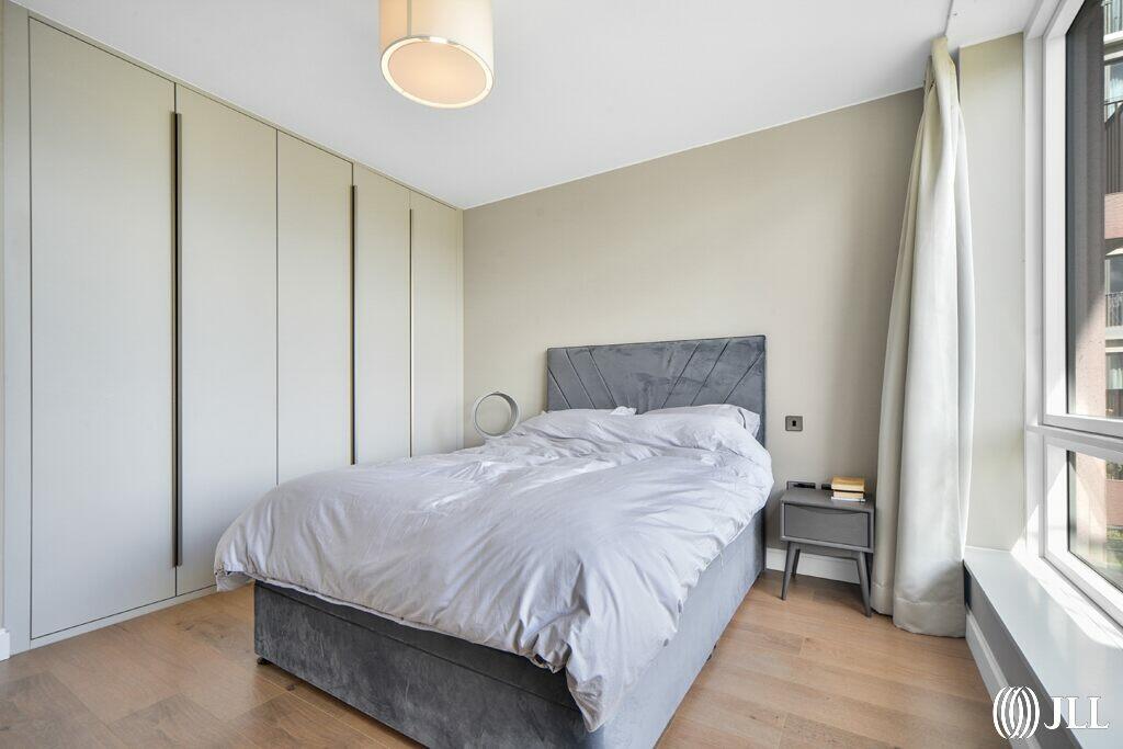 Houses and Apartments to Rent by JLL at Sugar House Island, Newham, E15, bedroom