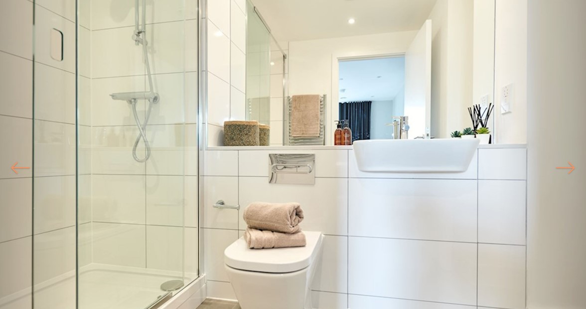 Apartment APO Group Kew Bridge Brentford Hounslow Bathroom 1