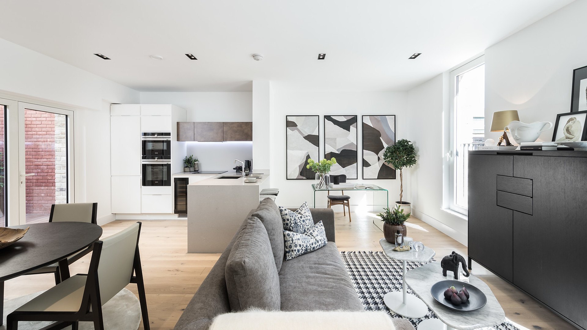 Apartments to Rent by a2dominion at Keybridge, Lambeth, SW8, living dining area