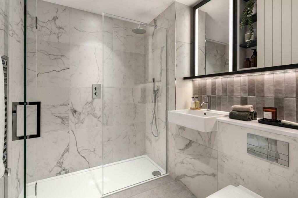 Apartment-Related-Argent-Author-King's-Cross-Camden-Greater-London-interior-bathroom